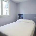 Logis Duquesne Отель Нант