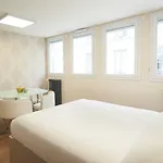 Logis Duquesne Szálloda