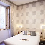 Szálloda Logis Duquesne Nantes