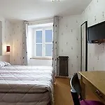 Szálloda Logis Duquesne