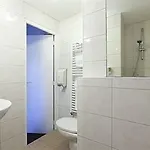Szálloda Logis Duquesne 2*