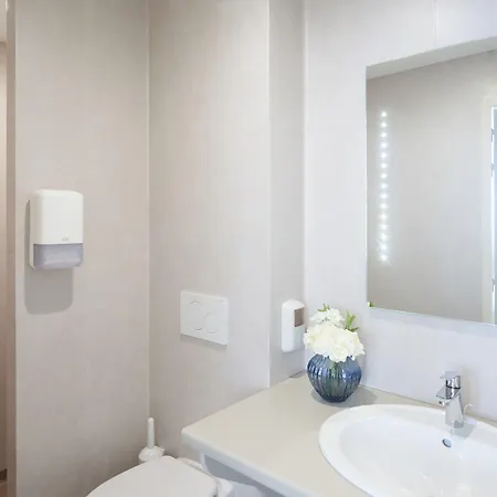 Logis Duquesne 2* 낭트