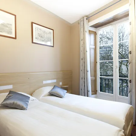 Hotel Logis Duquesne