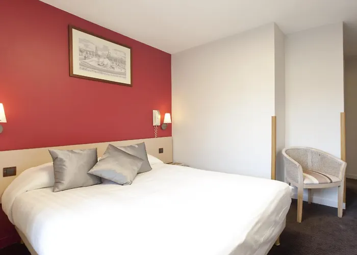 Hotel Logis Duquesne