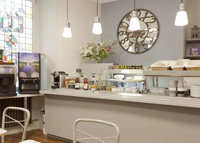 Hotell Logis Duquesne Nantes